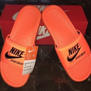 Nike